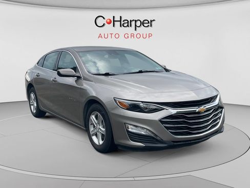 Used 2024 Chevrolet Malibu LT FWD image 1