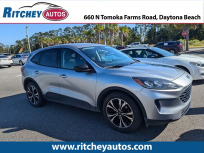 Used 2021 Ford Escape SE w/ SE Sport Appearance Package