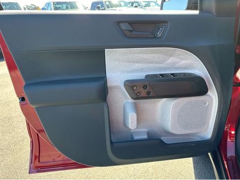 New 2026 Ford Maverick XLT w/ XLT Luxury Package image 28