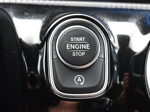 Used 2025 Mercedes-Benz CLA 250 4MATIC image 27
