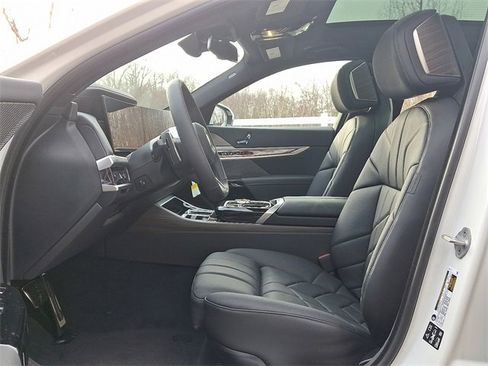 New 2026 BMW 740i xDrive 740i xDrive w/ Executive Package image 13