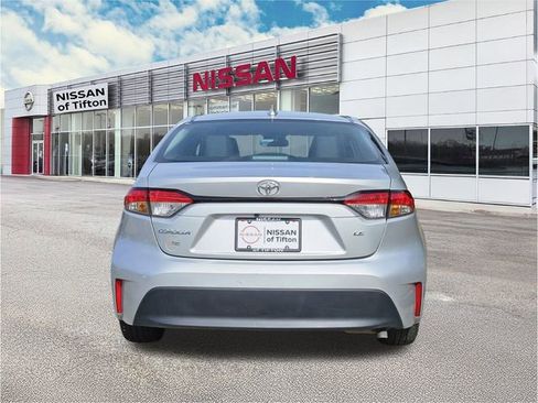 Used 2024 Toyota Corolla LE FWD image 5