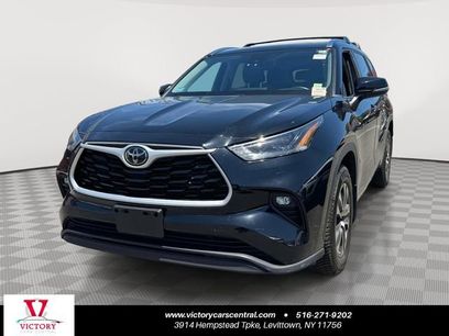 Used 2021 Toyota Highlander XLE