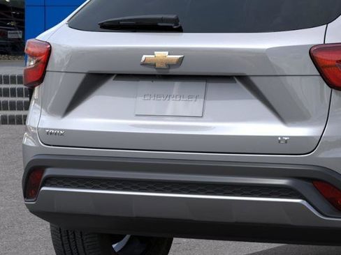 New 2026 Chevrolet Trax LT FWD image 14