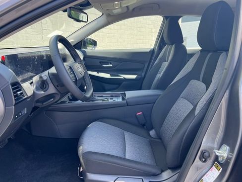 New 2026 Nissan Sentra SV w/ SV Convenience Package FWD image 3