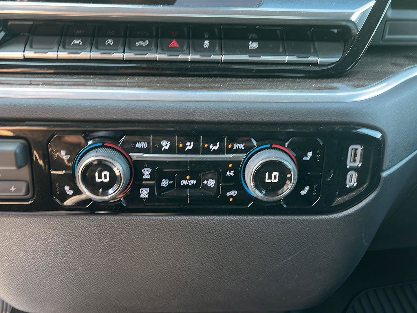 Used 2026 Chevrolet Silverado 1500 RST AWD/4WD image 19