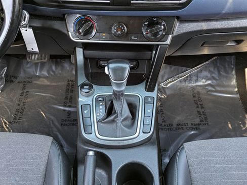 Used 2021 Kia Seltos S image 19