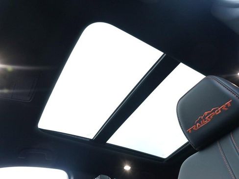 New 2025 Honda Pilot TrailSport image 11