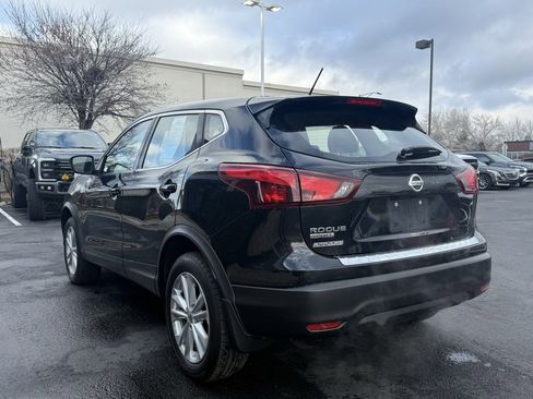 Used 2018 Nissan Rogue Sport S w/ S Appearance Package image 5