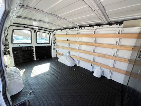 Used 2023 Chevrolet Express 2500 w/ Driver Convenience Package image 19