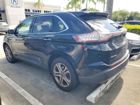 Used 2018 Ford Edge Titanium w/ Equipment Group 301A FWD image 7