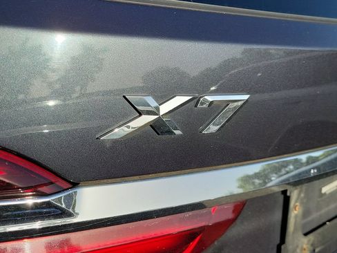 Used 2019 BMW X7 xDrive50i w/ M Sport Package AWD/4WD image 7