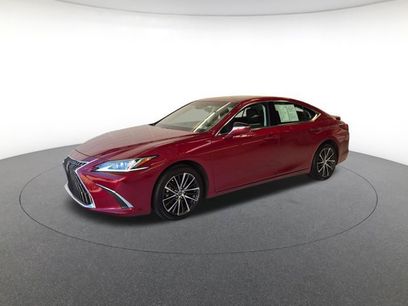 Certified 2022 Lexus ES 350 w/ Premium Package