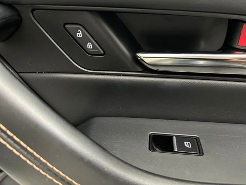 Used 2025 MAZDA CX-70 3.3 Turbo w/ Preferred Package image 25