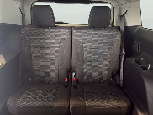 Used 2020 GMC Acadia SLE image 23