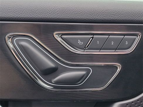 Certified 2024 Lincoln Corsair AWD w/ Equipment Group 101A image 4