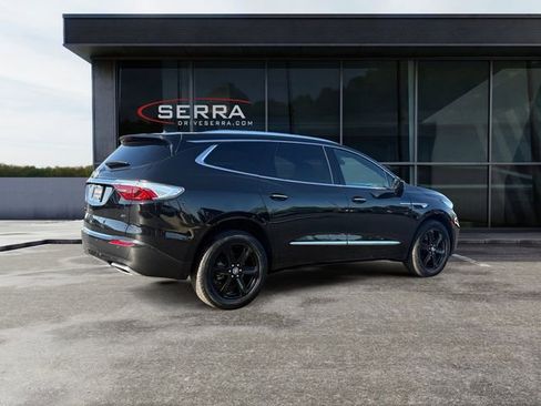 Used 2023 Buick Enclave Essence w/ Experience Buick Package AWD/4WD image 5