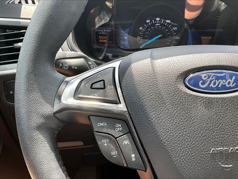 Used 2023 Ford Edge SEL w/ Convenience Package AWD/4WD image 22
