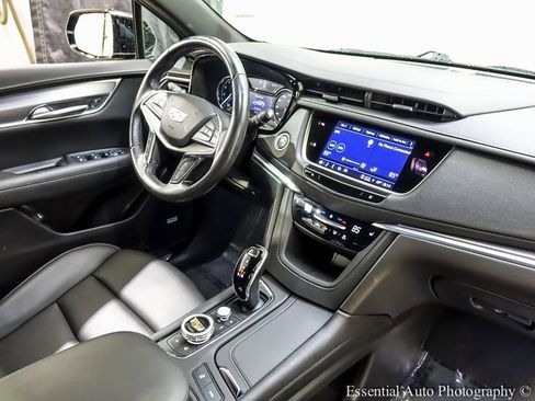 Used 2023 Cadillac XT5 Luxury image 24