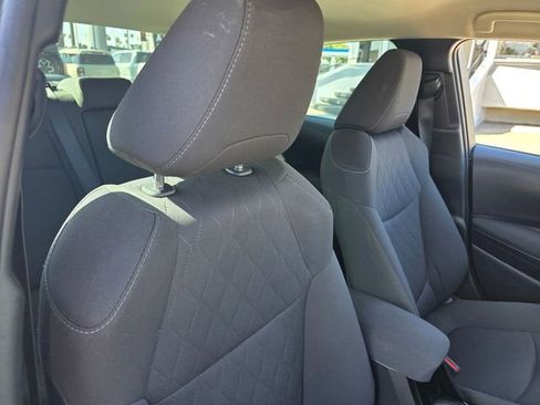 Used 2022 Toyota Corolla LE FWD image 14