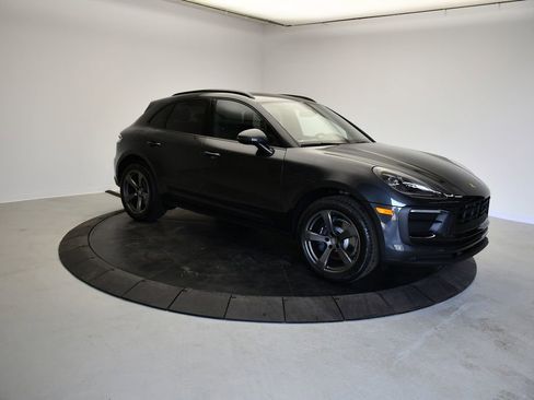 New 2026 Porsche Macan AWD/4WD image 10