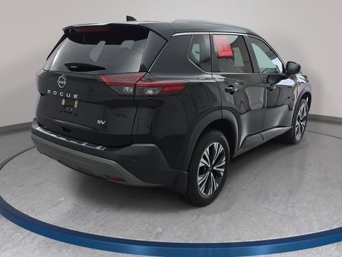 Certified 2023 Nissan Rogue SV w/ SV Premium B Package FWD image 5