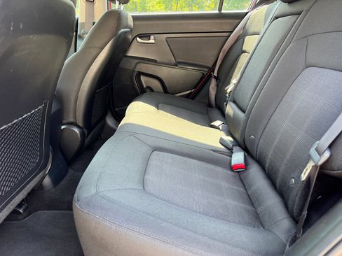 Used 2013 Kia Sportage FWD image 20