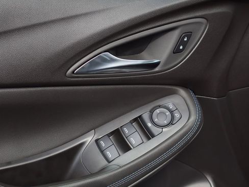 Certified 2026 Buick Encore GX Sport Touring w/ Comfort Package image 19