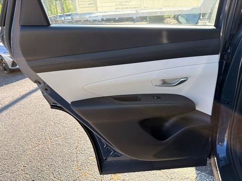 New 2026 Hyundai Tucson SE image 21