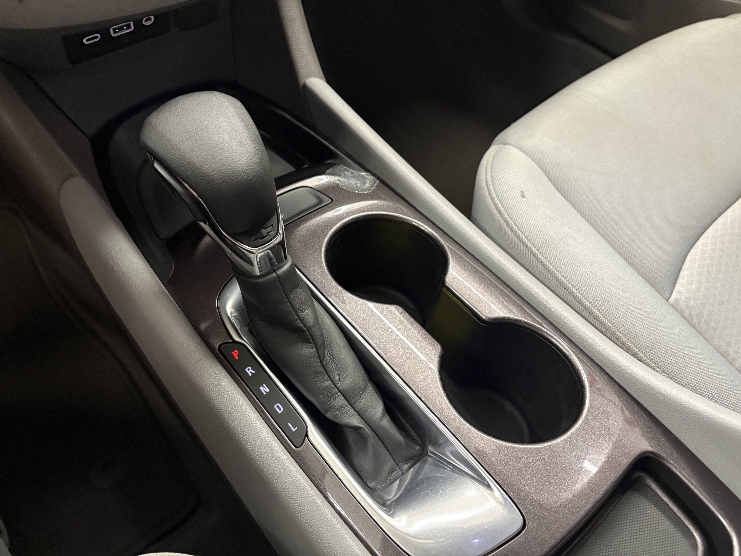 Used 2022 Chevrolet Malibu LS FWD image 17