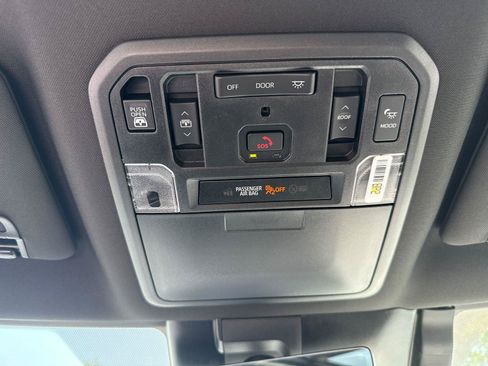Used 2026 Toyota Tundra Platinum AWD/4WD image 25