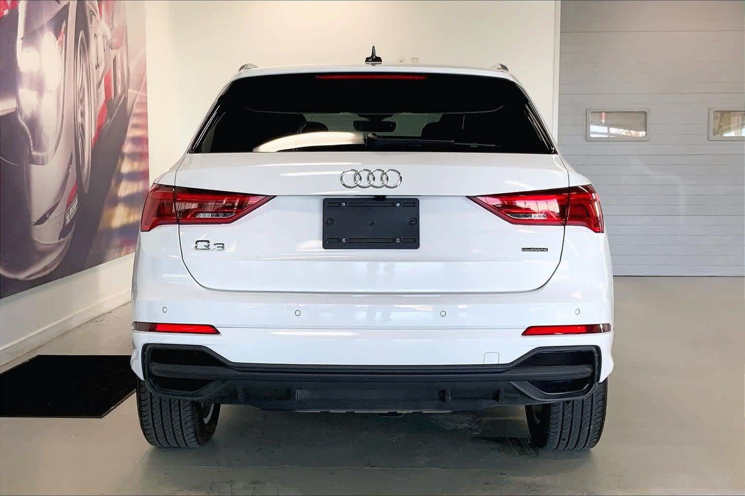 Certified 2023 Audi Q3 2.0T Premium w/ Convenience Package AWD/4WD image 5