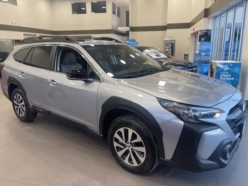 New 2025 Subaru Outback Premium image 3