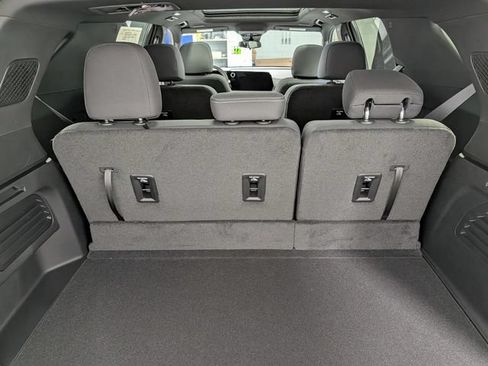 New 2026 Chevrolet Traverse LT w/ Sun and Wheel Package AWD/4WD image 16