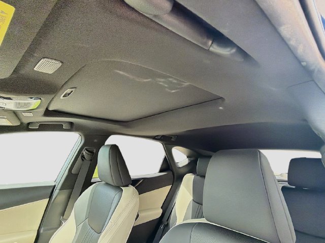 Used 2024 Lexus NX 250 FWD w/ Cold Area Package image 26