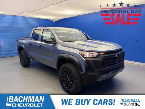New 2026 Chevrolet Colorado Trail Boss AWD/4WD image 1