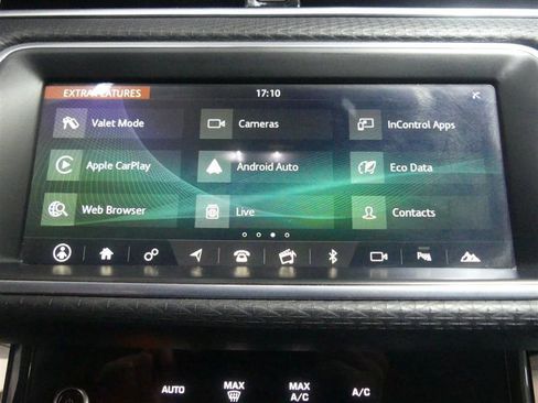 Used 2020 Land Rover Range Rover Evoque S image 39