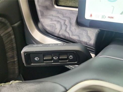 Used 2022 Rivian R1T Launch Edition image 42