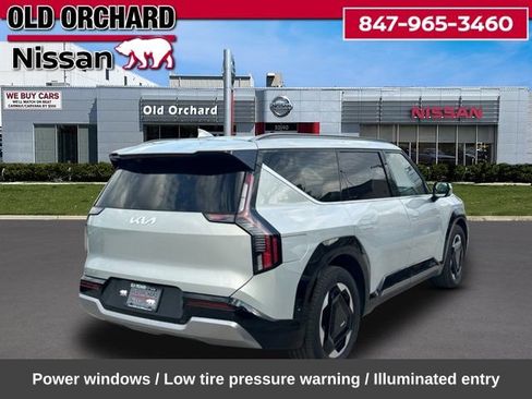 Used 2024 Kia EV9 Land AWD/4WD image 6