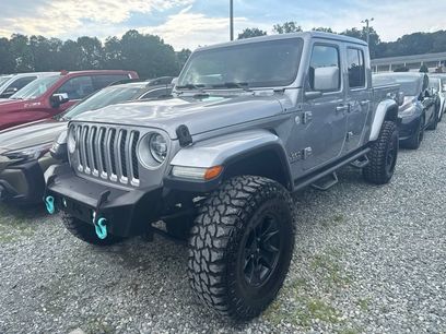 Used 2020 Jeep Gladiator Overland w/ LED Lighting Group