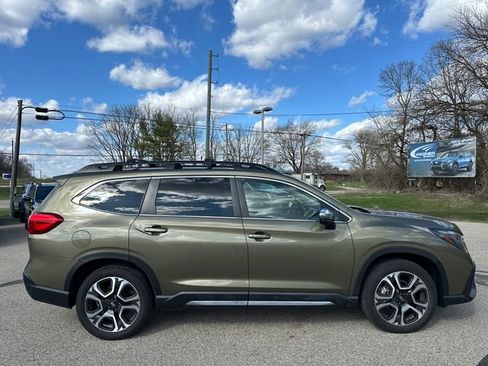 Certified 2023 Subaru Ascent Limited w/ Technology Package image 8