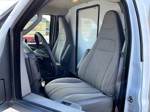 New 2025 Chevrolet Express 3500 w/ Power Convenience Package image 9