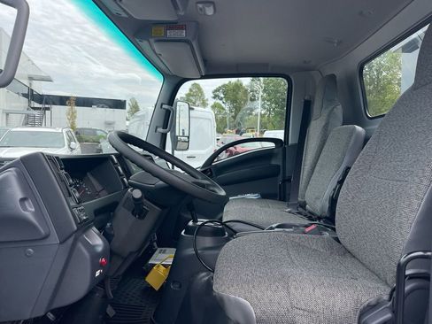 Used 2024 Chevrolet Low Cab Forward RWD image 9