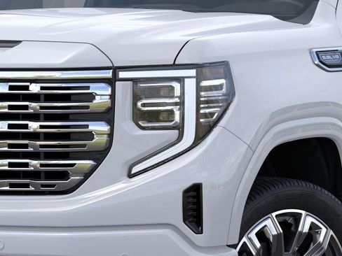 New 2026 GMC Sierra 1500 Denali w/ Denali Reserve Package AWD/4WD image 11