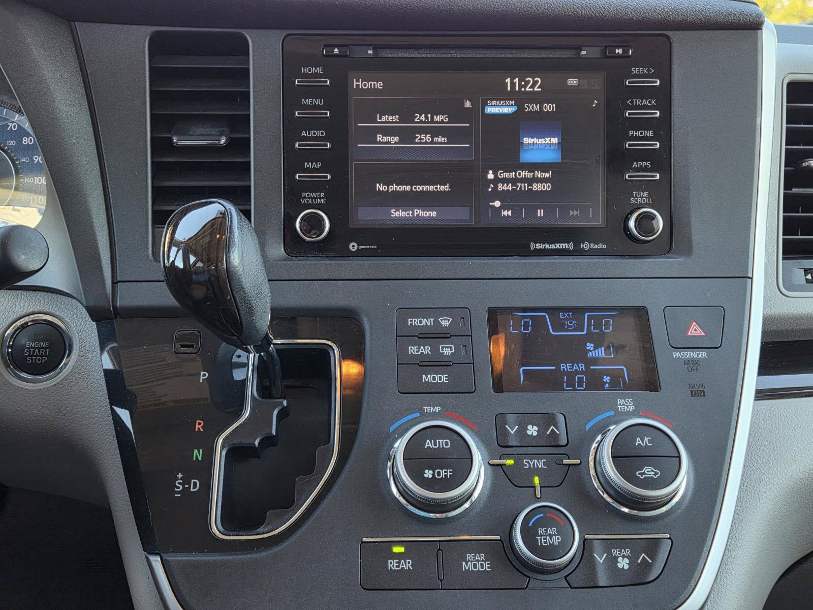 Used 2020 Toyota Sienna XLE FWD image 14