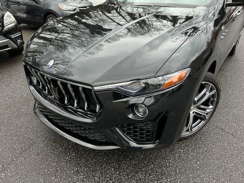 Used 2022 Maserati Levante GT image 9