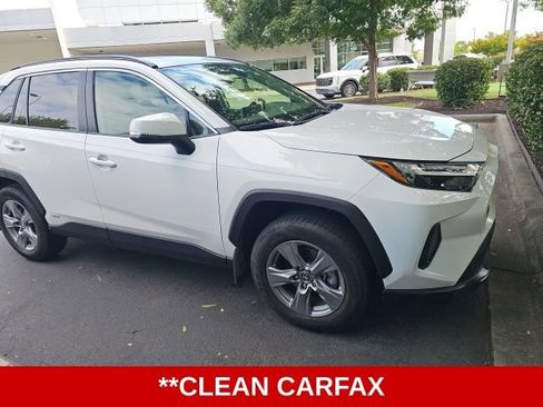 Used 2025 Toyota RAV4 XLE AWD/4WD image 5