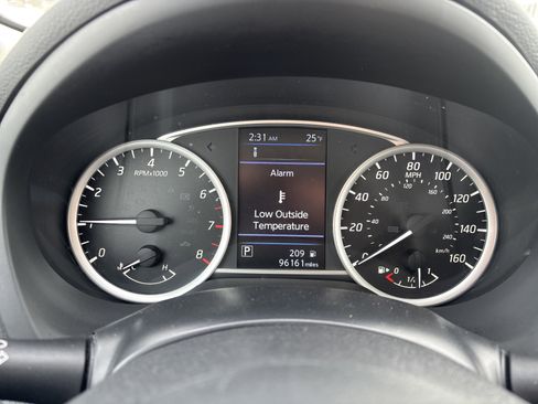 Used 2019 Nissan Sentra S image 21