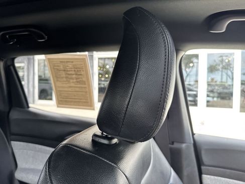 Used 2023 Jeep Compass Latitude w/ Sun and Sound Group image 21