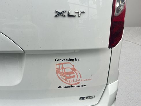 Used 2017 Ford Transit Connect XLT image 12